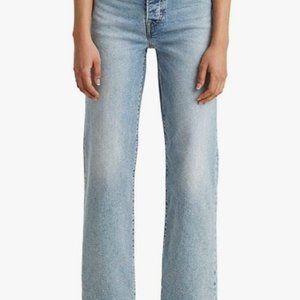 Levi’s ribcage straight, size 28.